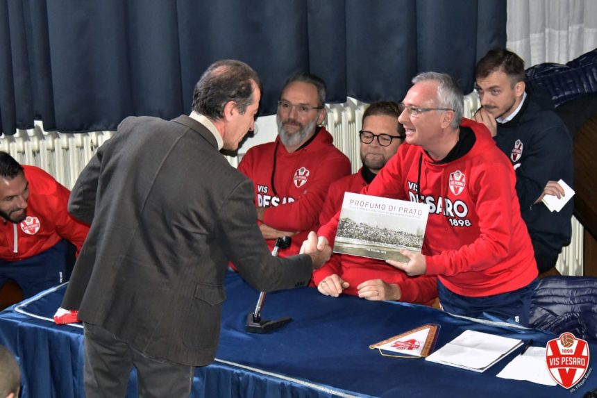 LA VIS PESARO OSPITE DEL LICEO SCIENTIFICO MARCONI. Vis Pesaro 1898